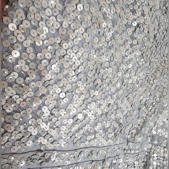 🟢SALE! MAC DUGGAL #5622 SEQUINS GOWN - Picture 4 of 9